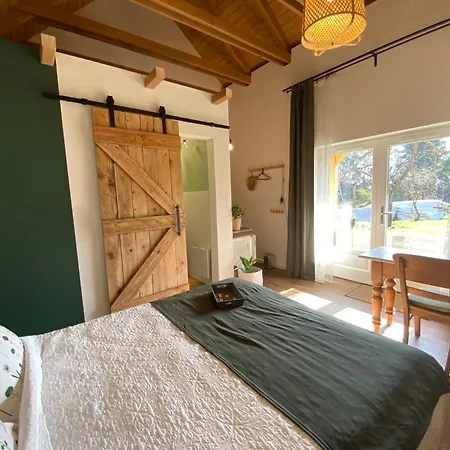 By Mo Bed & Breakfast Etyek