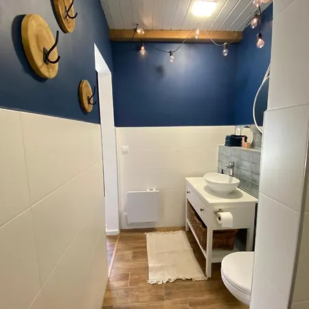 Bed & Breakfast By Mo Etyek