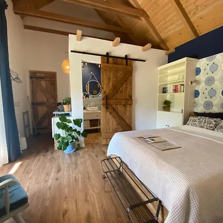 Bed & Breakfast By Mo